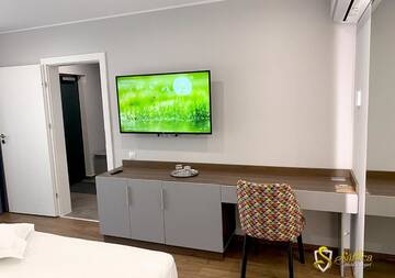 Фото номера Улучшенный двухместный номер с 1 кроватью Мотели Hotel Saftica г. Săftica 31
