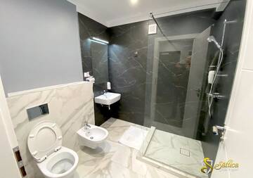Фото номера Улучшенный двухместный номер с 1 кроватью Мотели Hotel Saftica г. Săftica 11